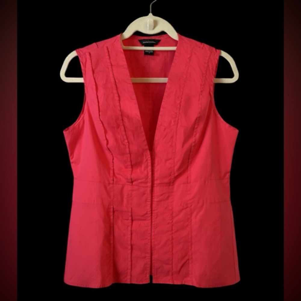 Women's Pinkish/Redish Sleeveless Top